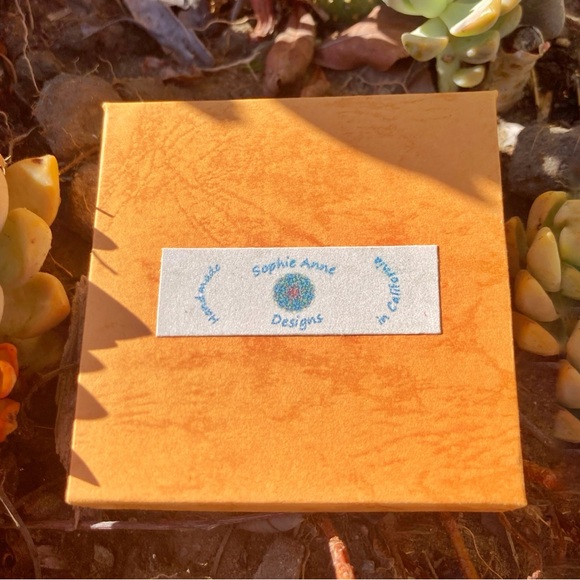 AAA Genuine Shungite Men's Bracelet - Picture 4 of 6